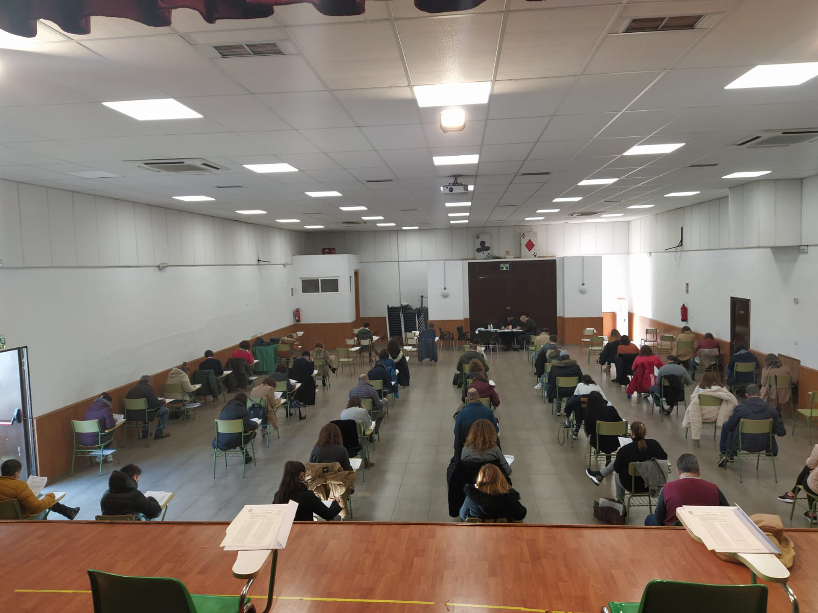 Salón de actos durante la celebración del primer examen de la prueba
